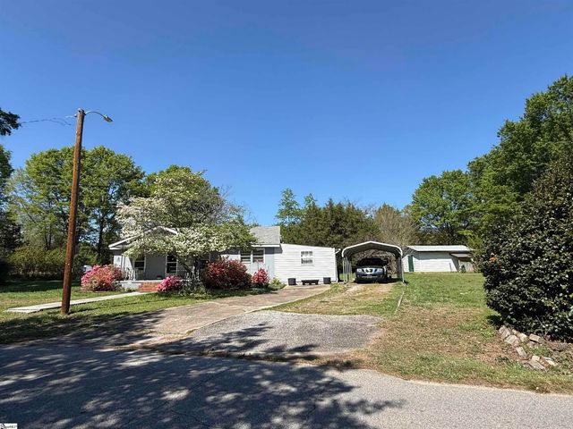 615 Taylor Street, Central, SC 29630