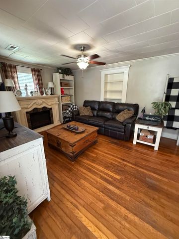 615 Taylor Street, Central, SC 29630