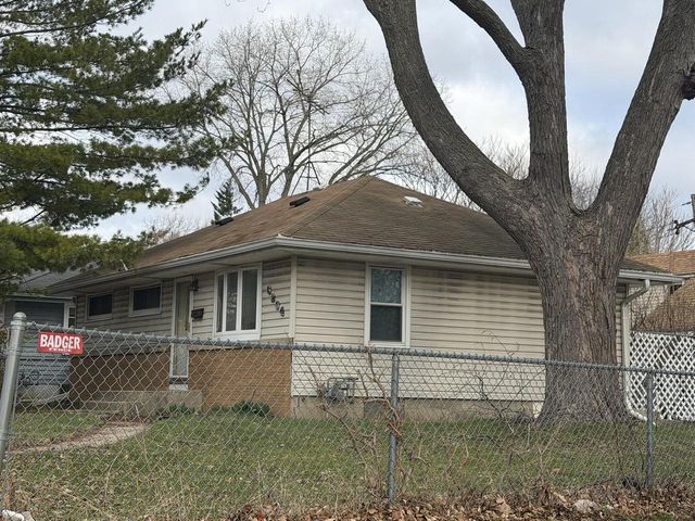 6204 Thurston AVENUE, Milwaukee, WI 53218