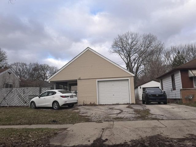 6204 Thurston AVENUE, Milwaukee, WI 53218