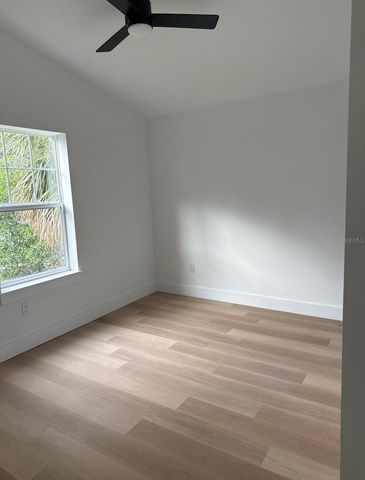 2333 W BEACH STREET, Tampa, FL 33607