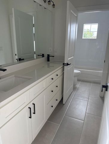 2333 W BEACH STREET, Tampa, FL 33607