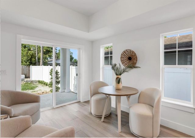 2333 W BEACH STREET, Tampa, FL 33607