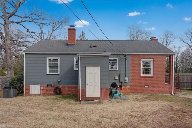 2703 Rockwood Road, Greensboro, NC 27408