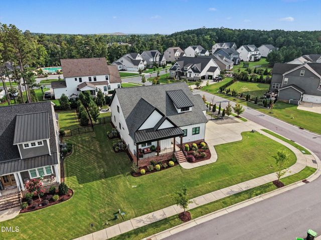 309 Silent Cove Lane, Holly Springs, NC 27540