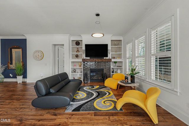 309 Silent Cove Lane, Holly Springs, NC 27540
