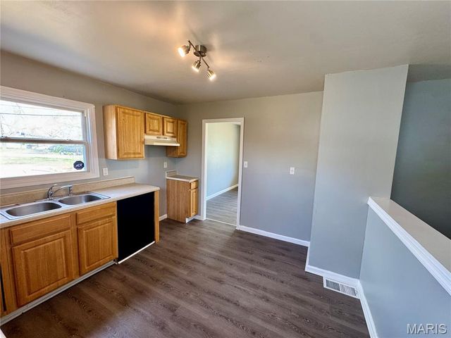 121 Saint Dorothy Drive, Cahokia, IL 62206