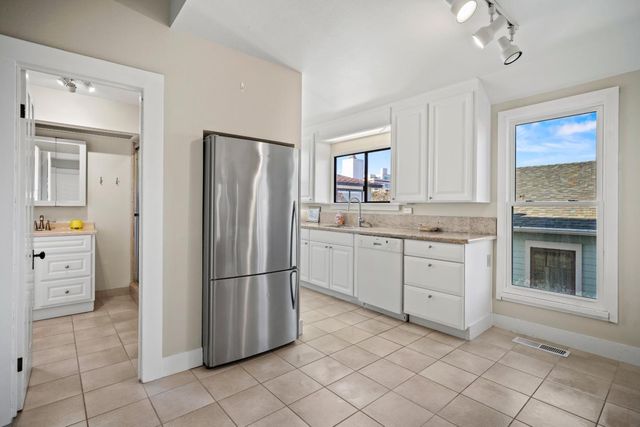 218 14th Street, Pacific Grove, CA 93950