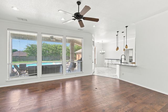 5430 Sycamore Drive, Midlothian, TX 76065