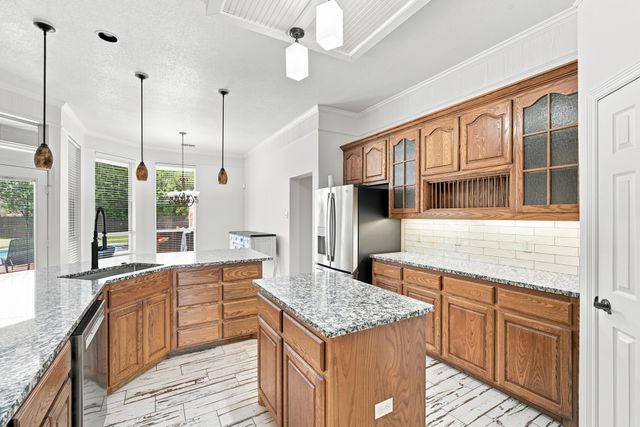 5430 Sycamore Drive, Midlothian, TX 76065