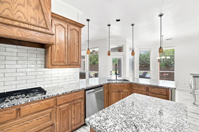 5430 Sycamore Drive, Midlothian, TX 76065