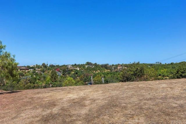 Linda Vista Terrace, Fallbrook, CA 92028