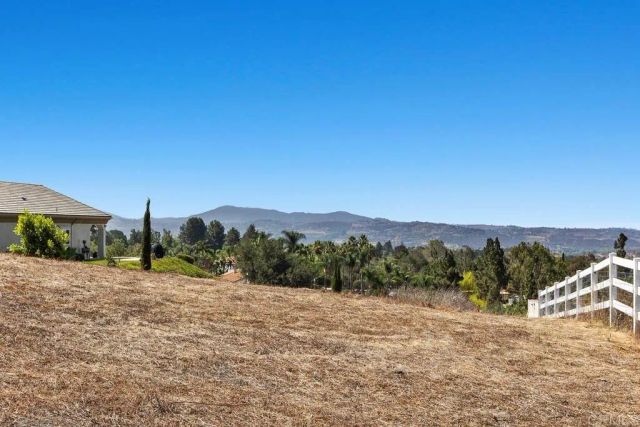 Linda Vista Terrace, Fallbrook, CA 92028