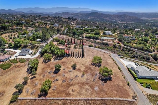 Linda Vista Terrace, Fallbrook, CA 92028