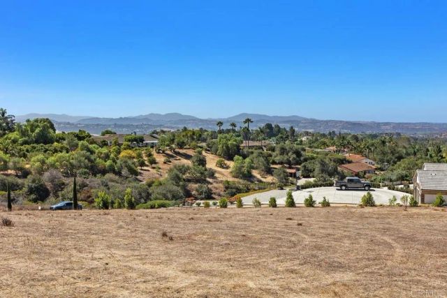 Linda Vista Terrace, Fallbrook, CA 92028