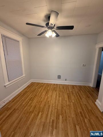 231 Ege Avenue, Jersey City, NJ 07304