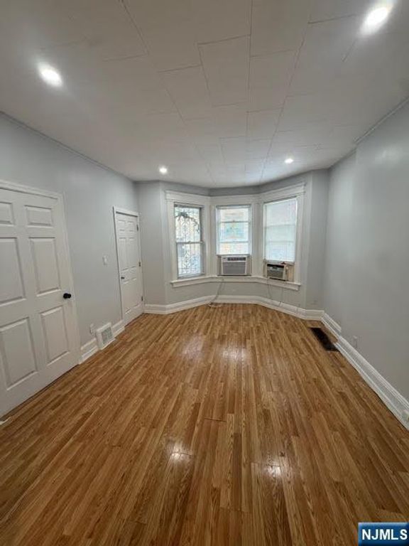 231 Ege Avenue, Jersey City, NJ 07304