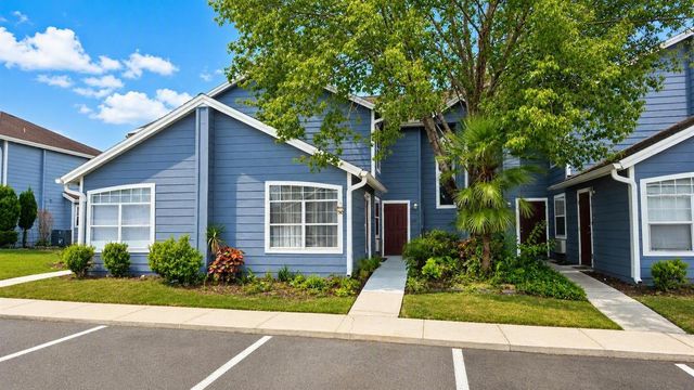 225 MANGO DRIVE, Davenport, FL 33897