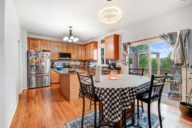 663 Huntington Boulevard, West Dundee, IL 60118
