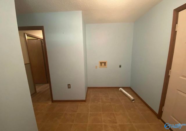 1066 County Road 10, Boaz, AL 35957