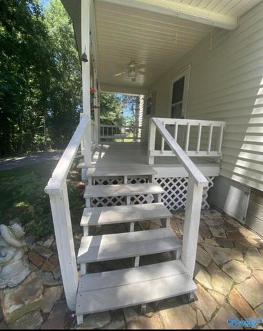 1066 County Road 10, Boaz, AL 35957
