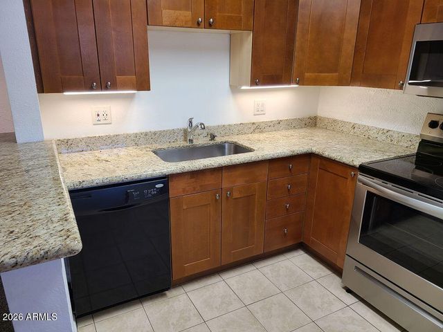 3230 E PINCHOT Avenue 3, Phoenix, AZ 85018