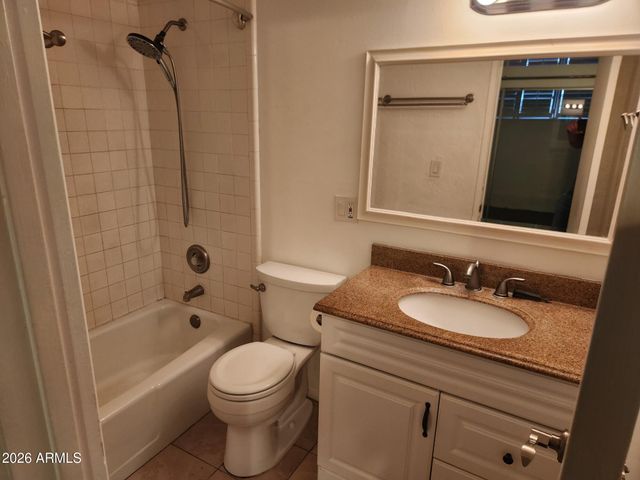 3230 E PINCHOT Avenue 3, Phoenix, AZ 85018