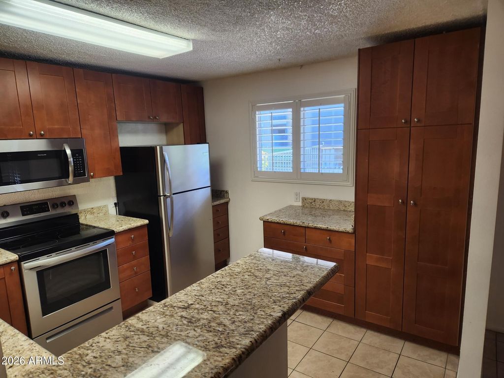 3230 E PINCHOT Avenue 3, Phoenix, AZ 85018 — photo 5