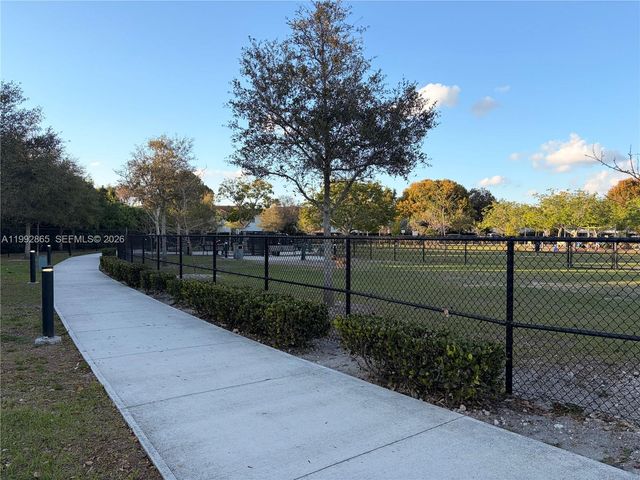 14738 SW 22nd Ter, Miami, FL 33185