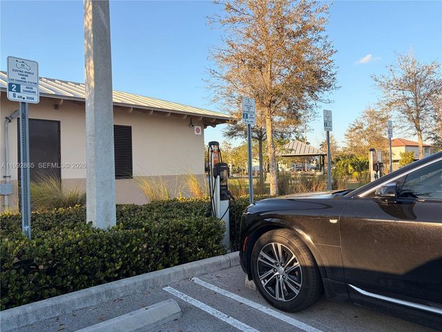 14738 SW 22nd Ter, Miami, FL 33185