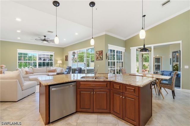 14860 Laguna DR, Fort Myers, FL 33908
