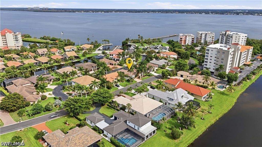 14860 Laguna DR, Fort Myers, FL 33908