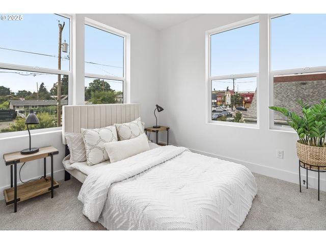 4734 Se 65TH Ave, Portland, OR 97206