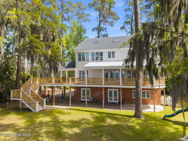 127 Riverview Drive, Washington, NC 27889