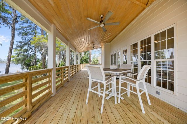 127 Riverview Drive, Washington, NC 27889