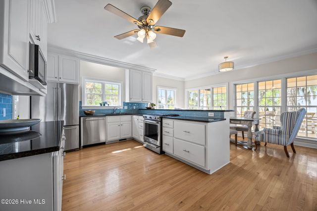127 Riverview Drive, Washington, NC 27889