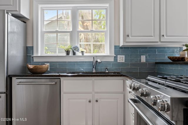 127 Riverview Drive, Washington, NC 27889