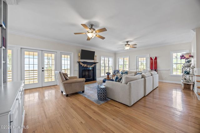 127 Riverview Drive, Washington, NC 27889