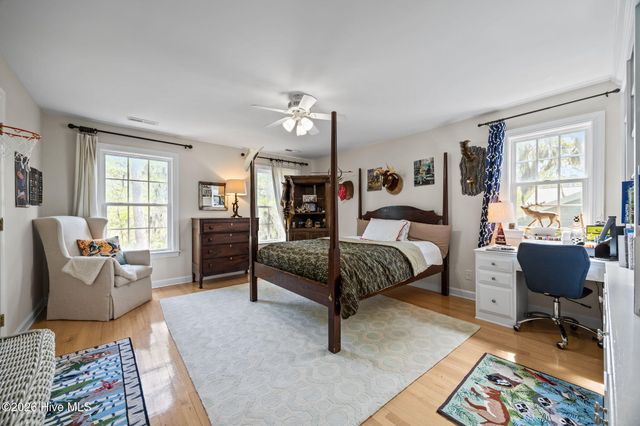 127 Riverview Drive, Washington, NC 27889