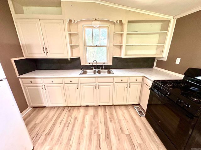 210 Valley View Drive, North Little Rock, AR 72118