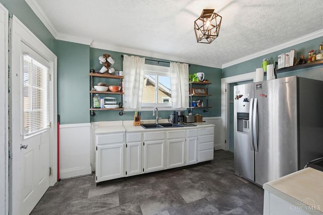 321 Laurel Avenue, Hamilton, OH 45015