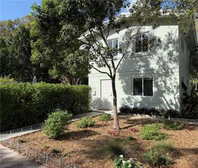 201 Fluvia Ave, Coral Gables, FL 33134