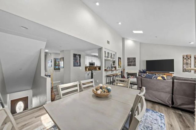 7546 Romeria Street, Carlsbad, CA 92009