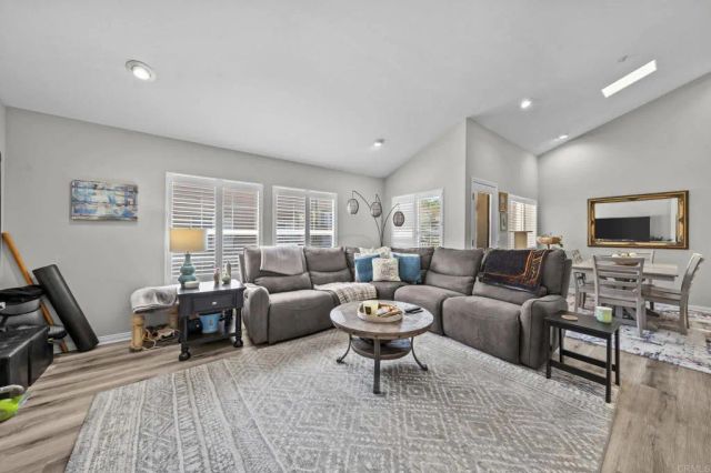 7546 Romeria Street, Carlsbad, CA 92009