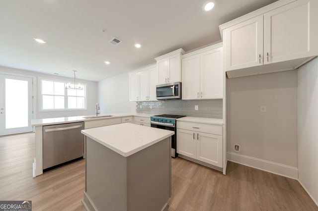 1652 Crest Creek Court, Marietta, GA 30008