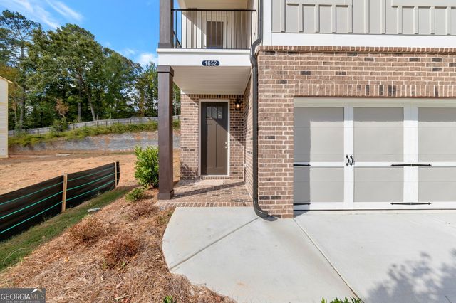 1652 Crest Creek Court, Marietta, GA 30008