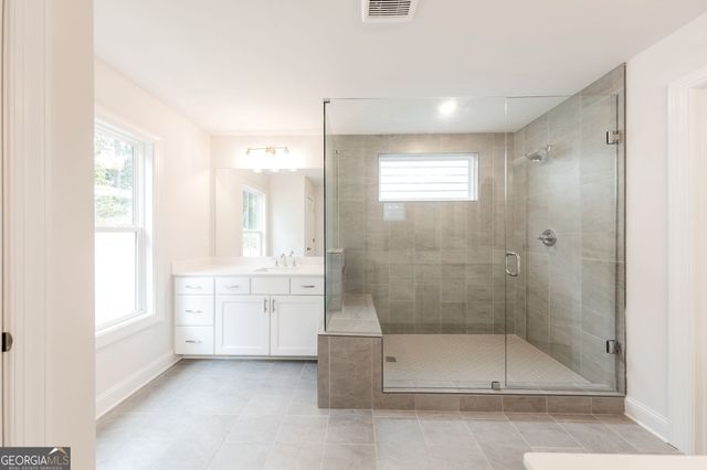 1652 Crest Creek Court, Marietta, GA 30008