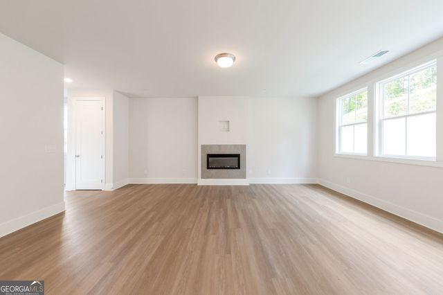 1652 Crest Creek Court, Marietta, GA 30008