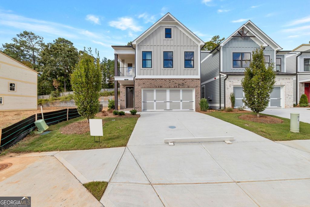 1652 Crest Creek Court, Marietta, GA 30008