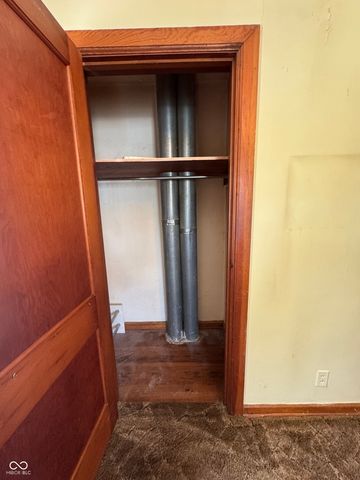 321 N 16th Avenue, Beech Grove, IN 46107